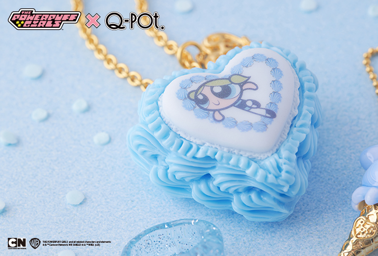キューポットのThe Powerpuff GirlsCollectionのパワーパフガールズアクセサリーバブルスのケーキネックレス
